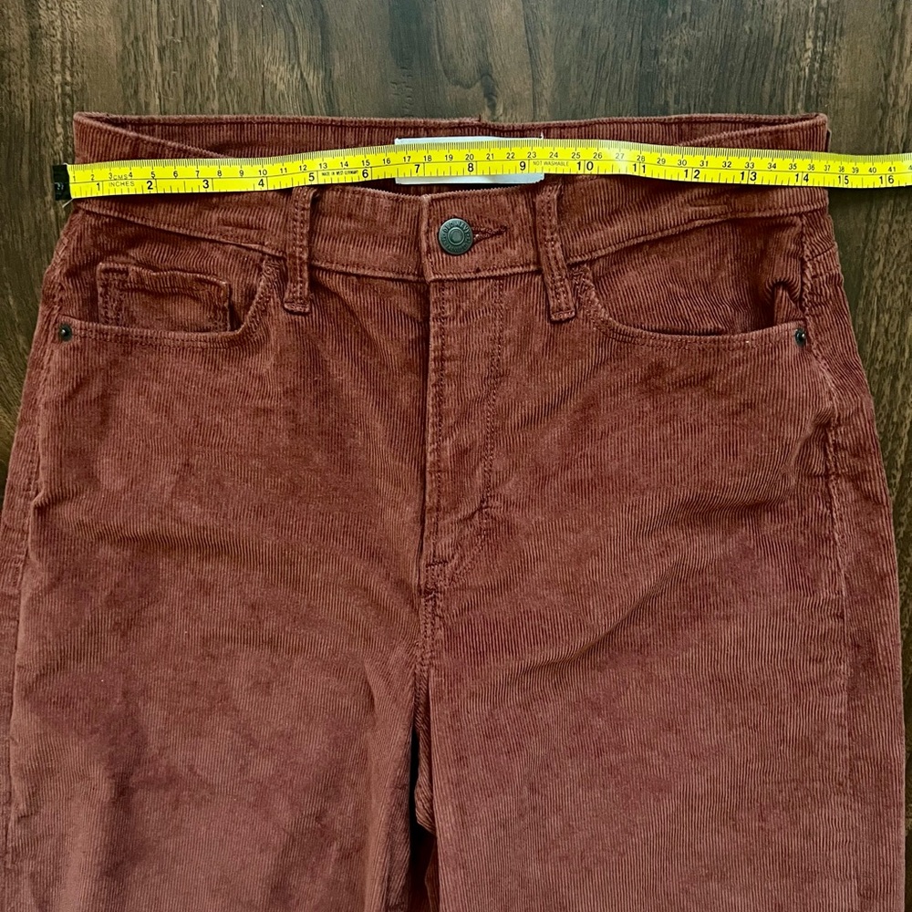 Old Navy Corduroy Pants Extra High Rise Sky-Hi Wide Leg Amber Brick Red Size 6 - Picture 3 of 7